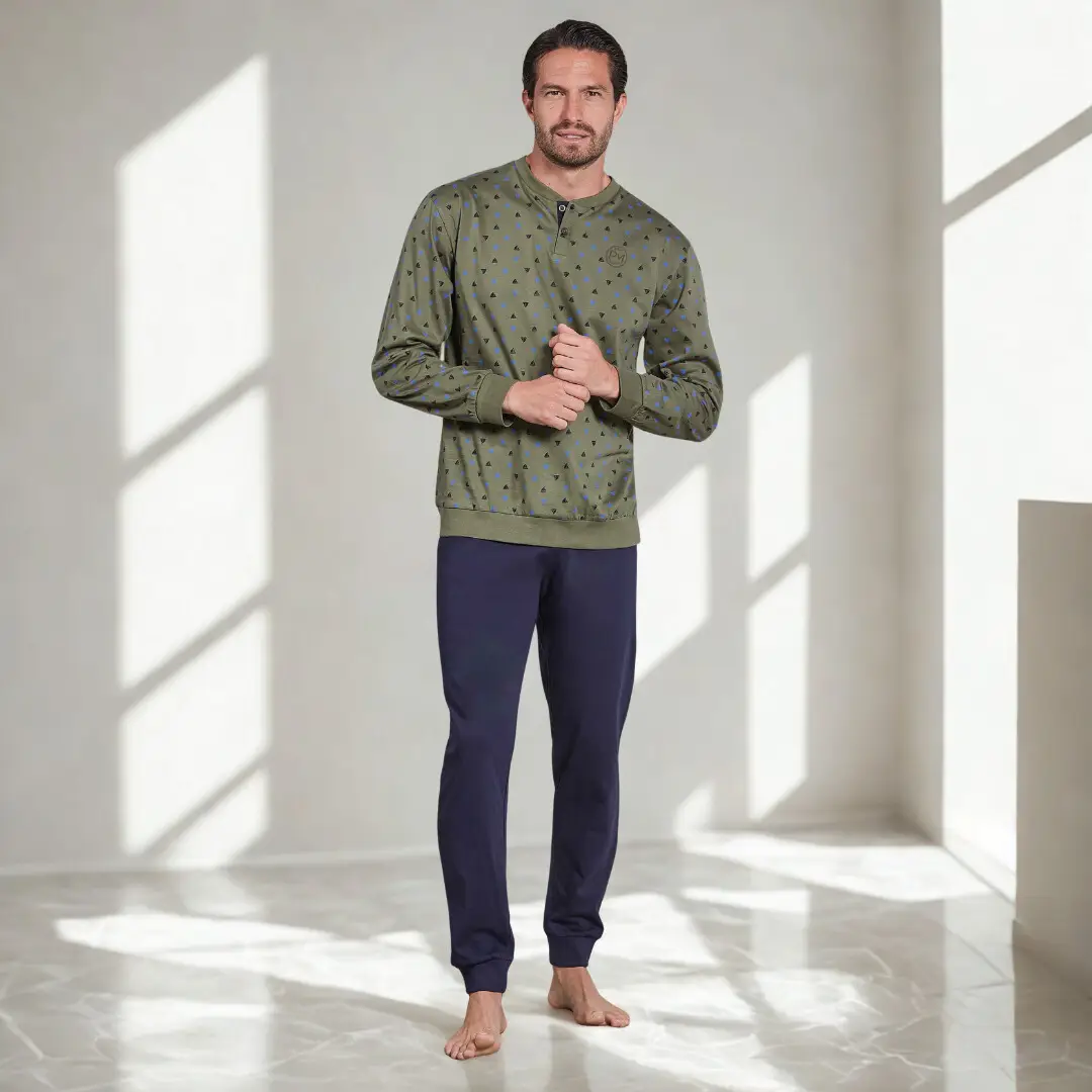5444700000NEW Pigiama Uomo 100% Cotone con Fantasia Geometrica All Over - immagine 1